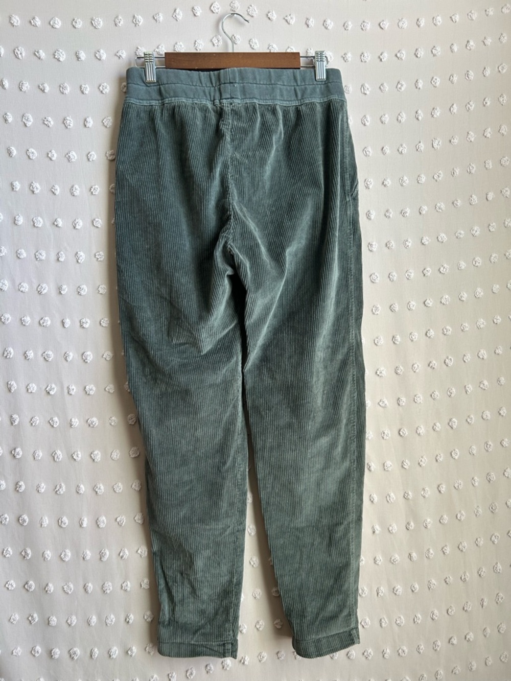 NWT James Perse Jumbo Cord Relaxed Fit Chino Sz 0 XS Olive Branch - Picture 2 of 7